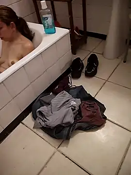 TheBunnyAndTheMaster online show from March 28, 2026, 12:22 am