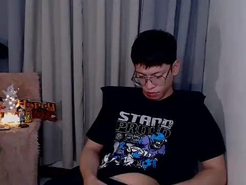 pinkcock froi2305 online show from October 22, 2025, 7:19 am