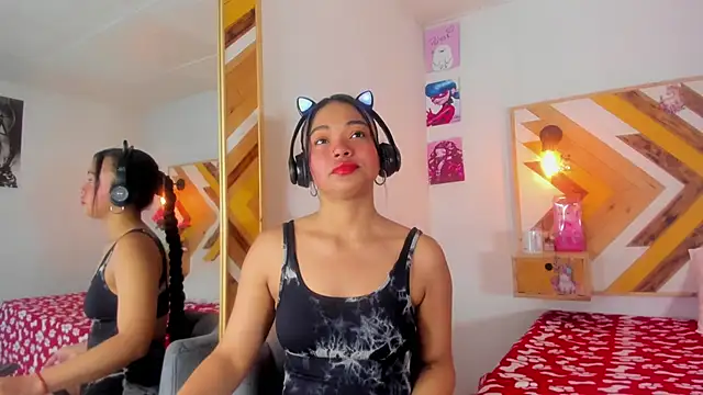 SoleneFontaine online show from November 7, 2025, 2:10 pm