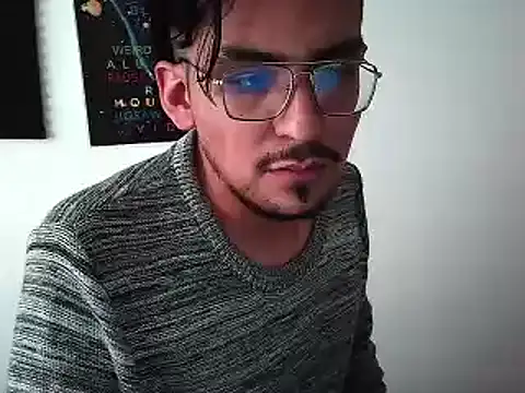 veluvb online show from October 13, 2025, 8:43 pm