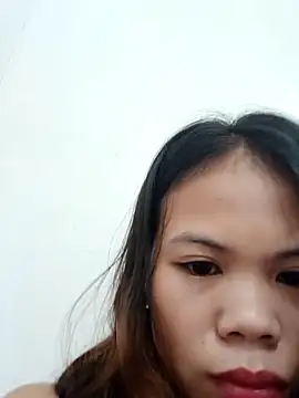 Sexxie Ella22 online show from September 15, 2025, 11:05 pm