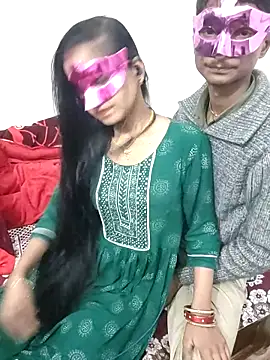 Snapshot of LOVE568 chatting on December 18, 2025, 4:33 pm LOVE568 online show from December 18, 2025, 4:33 pm