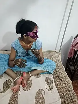 LOVE568 online show from October 25, 2025, 3:45 pm