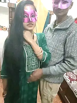 Snapshot of LOVE568 chatting on December 5, 2025, 6:01 am LOVE568 online show from December 5, 2025, 6:01 am