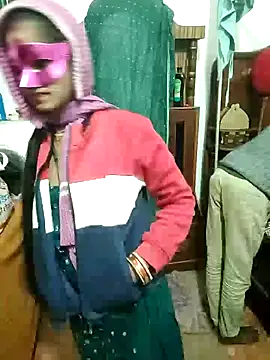 Snapshot of LOVE568 chatting on December 21, 2025, 7:10 am LOVE568 online show from December 21, 2025, 7:10 am