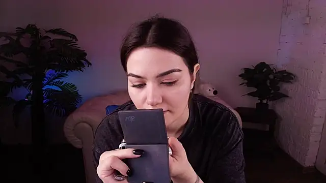 Snapshot of Dark_Moni chatting on March 15, 2026, 2:51 am Dark Moni online show from March 15, 2026, 2:51 am