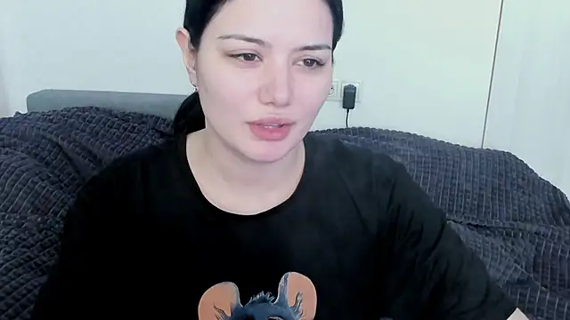 Snapshot of Dark_Moni chatting on May 27, 2026, 3:36 am Dark Moni online show from May 27, 2026, 3:36 am