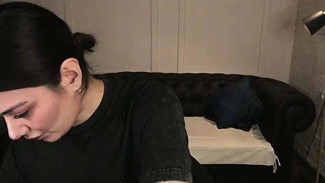 Snapshot of Dark_Moni chatting on March 6, 2026, 2:50 am Dark Moni online show from March 6, 2026, 2:50 am