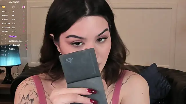 Snapshot of Dark_Moni chatting on March 5, 2026, 2:52 am Dark Moni online show from March 5, 2026, 2:52 am