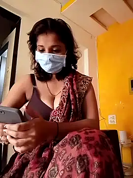 Love Foreverr12 online show from November 25, 2025, 6:25 am