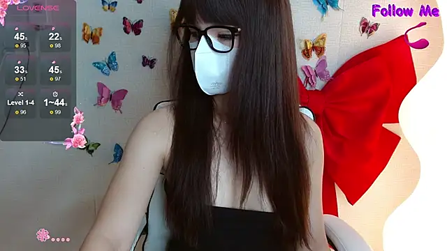 Snapshot of Boobyy-Bae chatting on October 29, 2025, 5:28 am Boobyy-Bae online show from October 29, 2025, 5:28 am