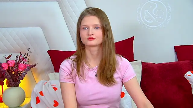 Snapshot of JaneRosen chatting on April 12, 2026, 6:16 am JaneRosen online show from April 12, 2026, 6:16 am