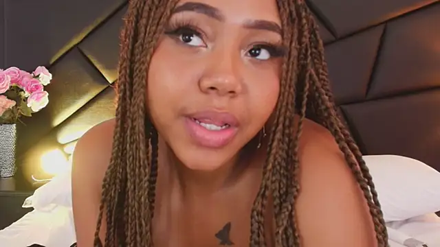 AngelaRoberts online show from September 27, 2025, 4:46 pm