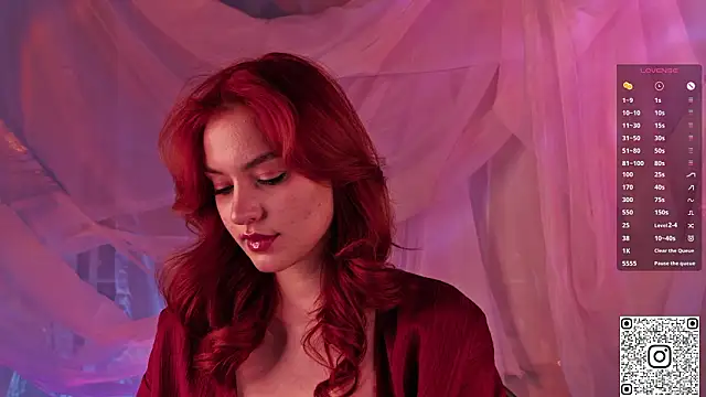 Snapshot of GildedKitten chatting on February 15, 2026, 8:08 pm GildedKitten online show from February 15, 2026, 8:08 pm