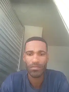 negrobrazil92 online show from November 12, 2025, 3:38 pm