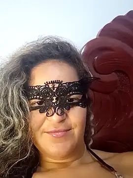 RaphinhaSanches online show from November 29, 2025, 9:53 am