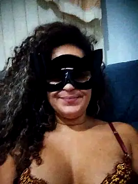 RaphinhaSanches online show from July 25, 2026, 12:55 pm