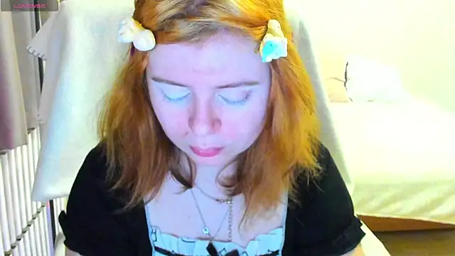 MilisaSweet777 online show from February 6, 2026, 8:38 pm