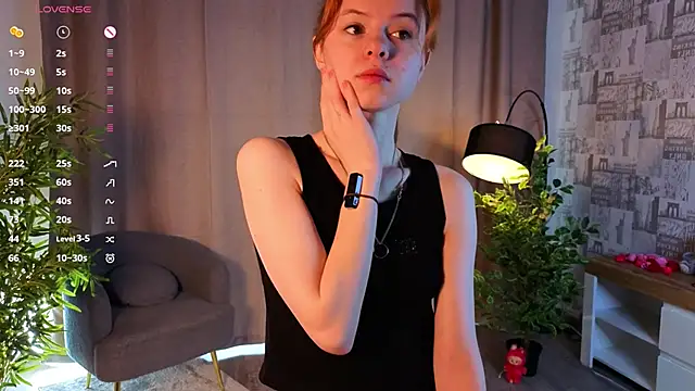 Snapshot of TiannaBorlace chatting on May 22, 2026, 1:03 am TiannaBorlace online show from May 22, 2026, 1:03 am