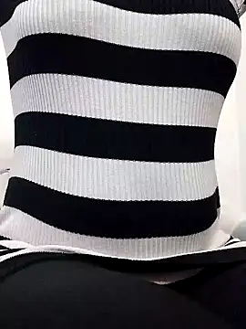 Snapshot of Laxmi_89 chatting on February 4, 2026, 4:07 am Laxmi 89 online show from February 4, 2026, 4:07 am