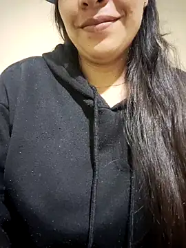 lana22 me online show from October 12, 2025, 7:10 am