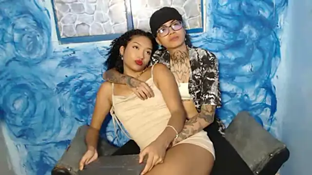 ParisAndVi online show from February 28, 2026, 9:47 pm