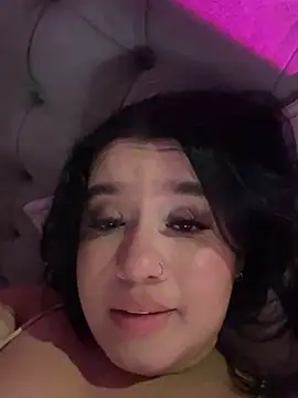 Snapshot of Aliciawhitee chatting on September 11, 2025, 4:45 am Aliciawhitee online show from September 11, 2025, 4:45 am