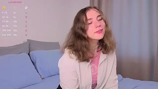 Snapshot of JoanMurphy chatting on September 14, 2025, 10:15 am JoanMurphy online show from September 14, 2025, 10:15 am
