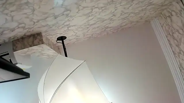 EXOTIC EBONY  online show from November 2, 2025, 8:03 pm