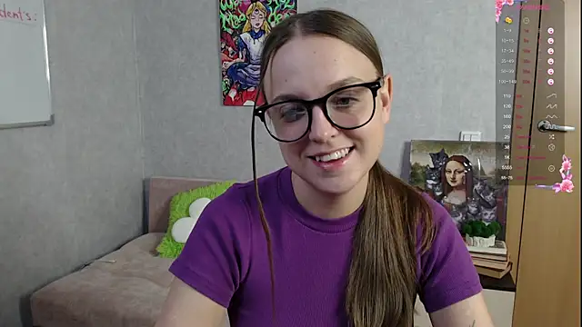 Snapshot of Violetwin chatting on October 1, 2025, 6:12 pm Violetwin online show from October 1, 2025, 6:12 pm
