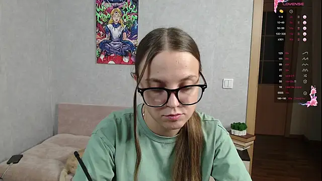 Snapshot of Violetwin chatting on September 24, 2025, 6:14 pm Violetwin online show from September 24, 2025, 6:14 pm