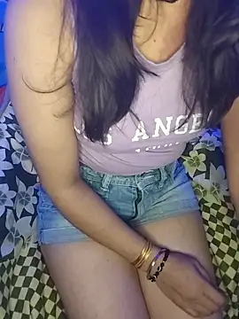 Laila Pahadi online show from November 17, 2025, 5:50 pm