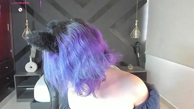 Snapshot of rei_cos chatting on February 23, 2026, 12:28 pm rei cos online show from February 23, 2026, 12:28 pm