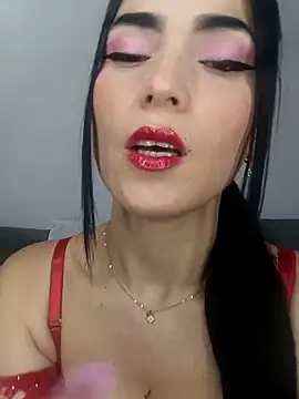 jamila zair online show from October 25, 2025, 7:47 pm