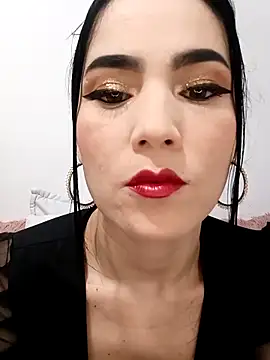 jamila zair online show from December 18, 2025, 1:37 pm