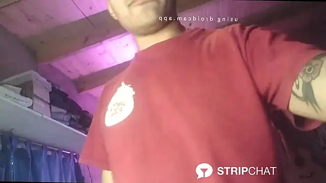 parca13 online show from December 5, 2025, 3:27 am