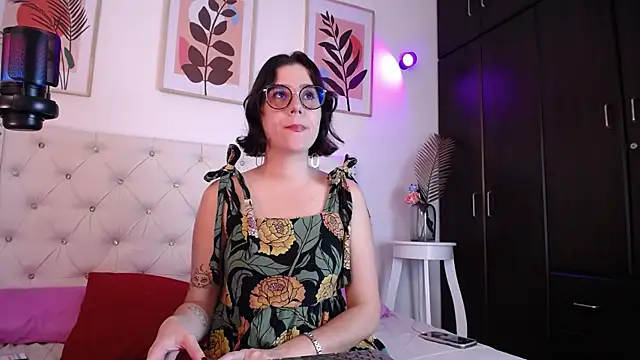 Snapshot of barbyehot chatting on November 18, 2025, 9:51 pm barbyehot online show from November 18, 2025, 9:51 pm