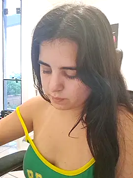 CutteGirl99 online show from September 19, 2025, 8:57 pm