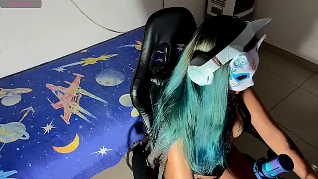 bluesubmissive online show from December 2, 2025, 6:20 pm