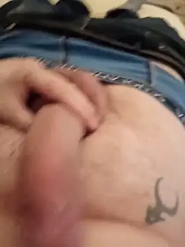 Snapshot of Empi19cm chatting on March 25, 2026, 5:12 pm Empi19cm online show from March 25, 2026, 5:12 pm