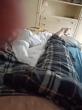 Snapshot of Empi19cm chatting on March 29, 2026, 6:15 am Empi19cm online show from March 29, 2026, 6:15 am