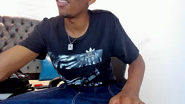 Snapshot of nero_reyd chatting on September 27, 2025, 7:53 pm nero reyd online show from September 27, 2025, 7:53 pm