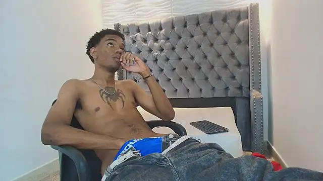 Snapshot of nero_reyd chatting on June 16, 2026, 7:25 pm nero reyd online show from June 16, 2026, 7:25 pm