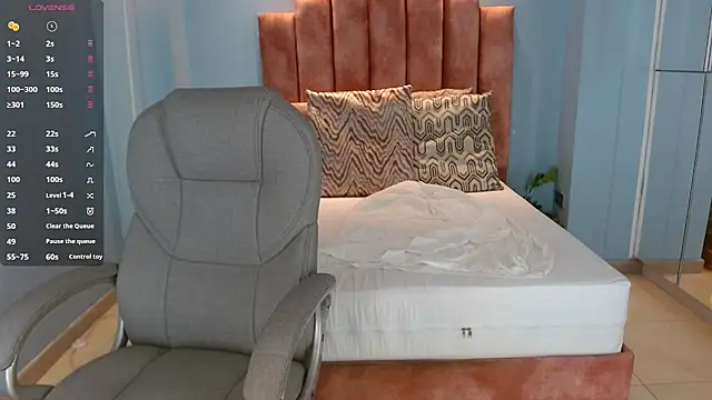 Snapshot of Milaa_Star_ chatting on February 28, 2026, 3:28 am Milaa Star online show from February 28, 2026, 3:28 am