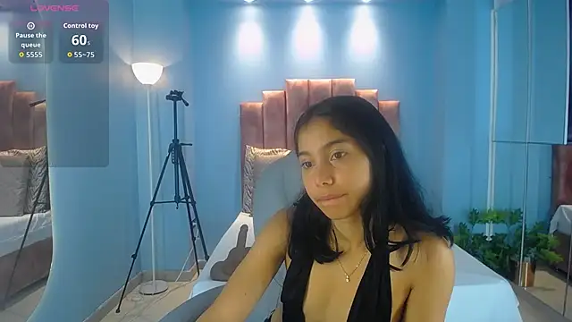 Snapshot of Milaa_Star_ chatting on February 18, 2026, 3:26 am Milaa Star online show from February 18, 2026, 3:26 am