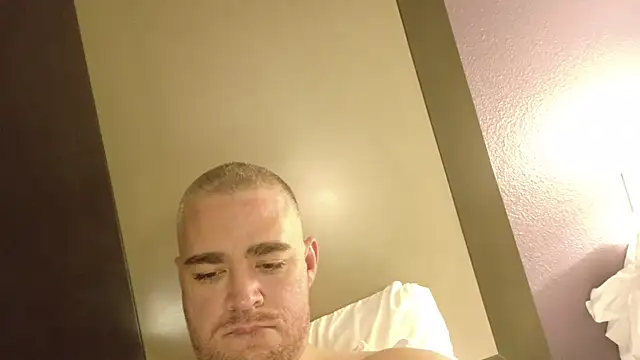 Dallasbest214 online show from October 31, 2025, 7:38 am