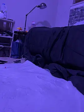 Dallasbest214 online show from April 8, 2026, 9:22 am