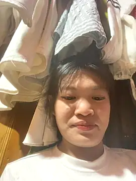 Ngoc 2k5 online show from October 13, 2025, 3:19 am