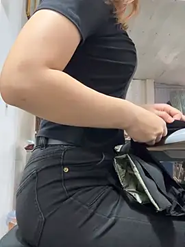 Snapshot of irina_hana chatting on March 22, 2026, 12:14 am irina hana online show from March 22, 2026, 12:14 am