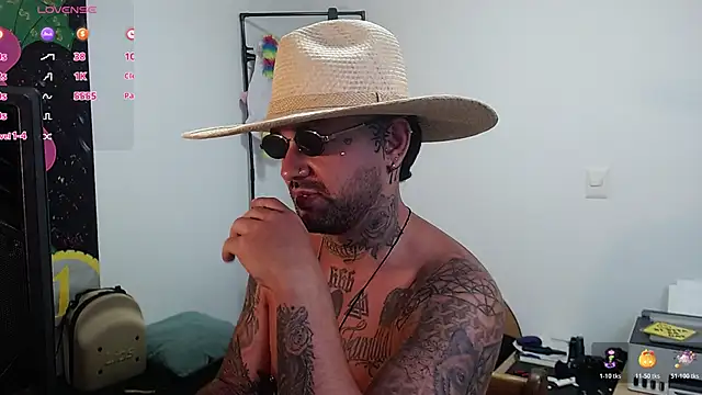 Snapshot of nicolastorres99 chatting on December 21, 2025, 3:30 am nicolastorres99 online show from December 21, 2025, 3:30 am